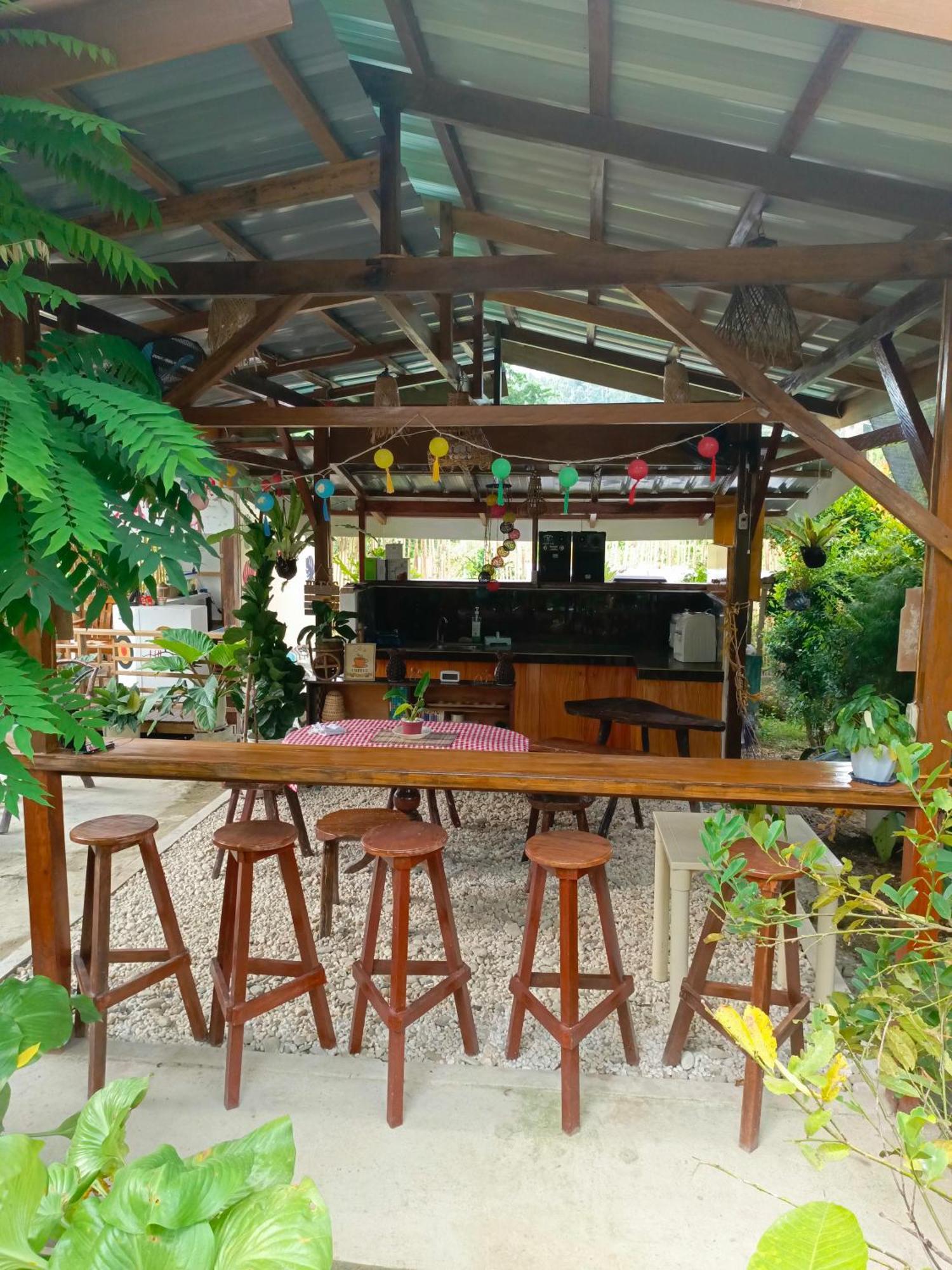 Mil'S Hillside Tourist Inn ซาน วิเซนเต ภายนอก รูปภาพ