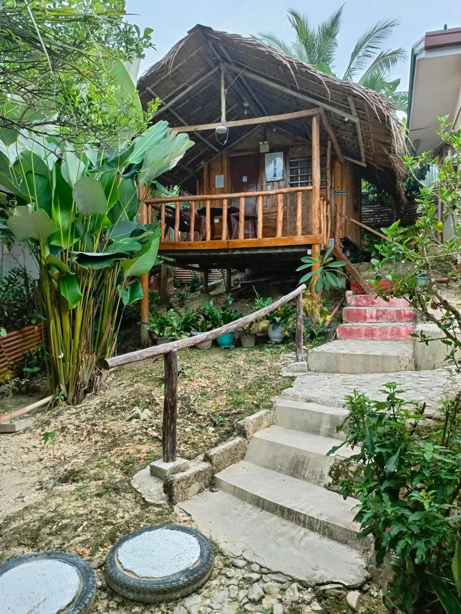Mil'S Hillside Tourist Inn ซาน วิเซนเต ภายนอก รูปภาพ