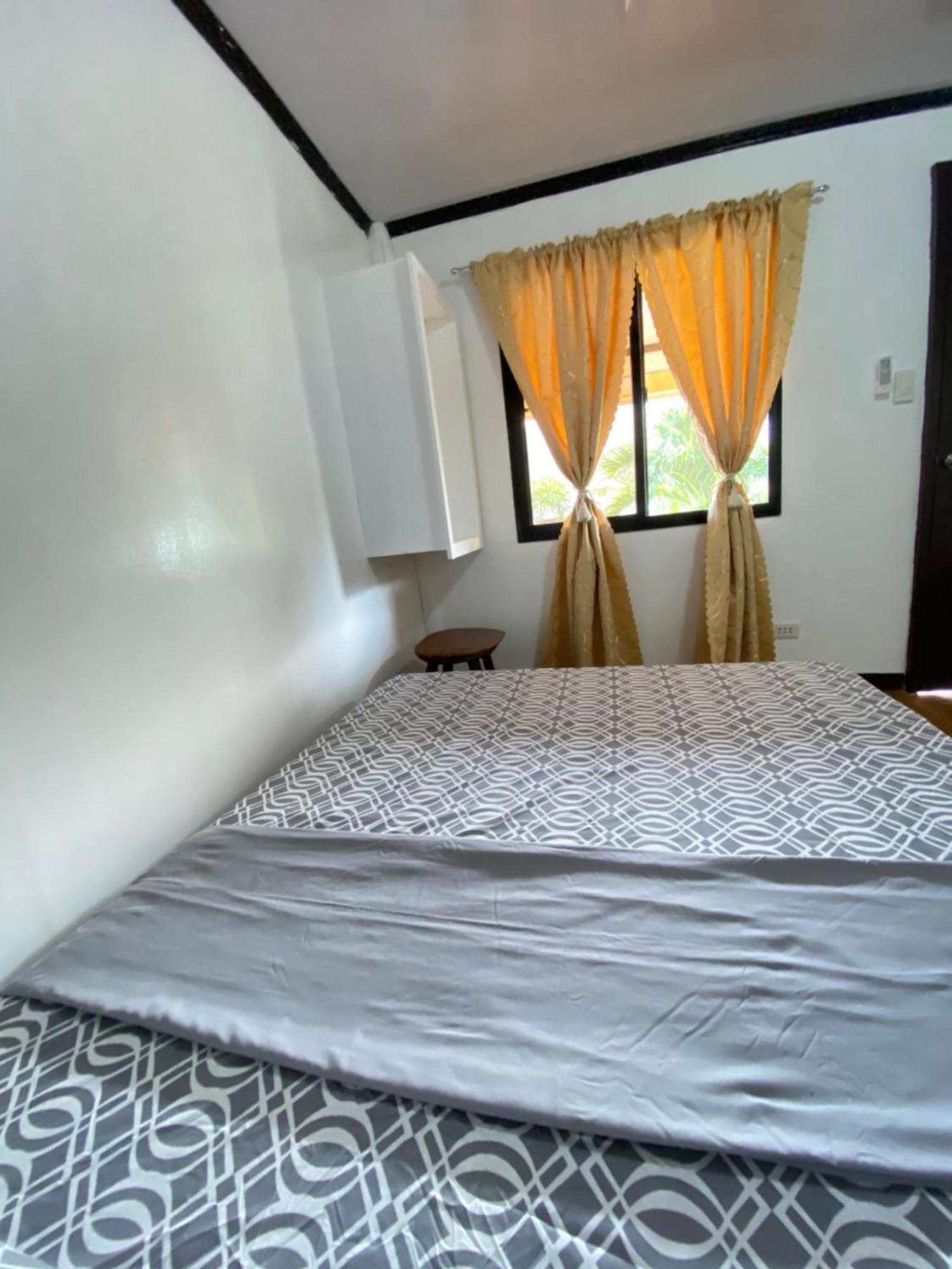 Mil'S Hillside Tourist Inn ซาน วิเซนเต ภายนอก รูปภาพ